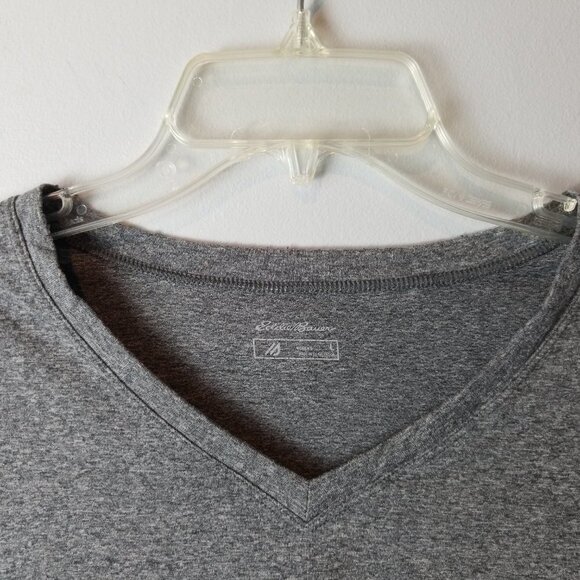Eddie Bauer FreeDry V-neck T-Shirt Large - Picture 4 of 7